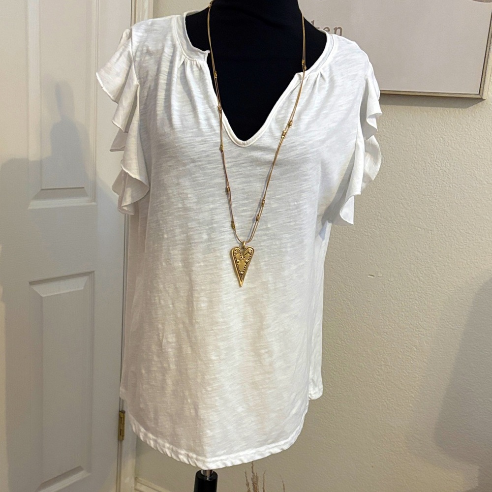 BIG DIVORCE SALE—Elegant White Ruffle Sleeve Top
